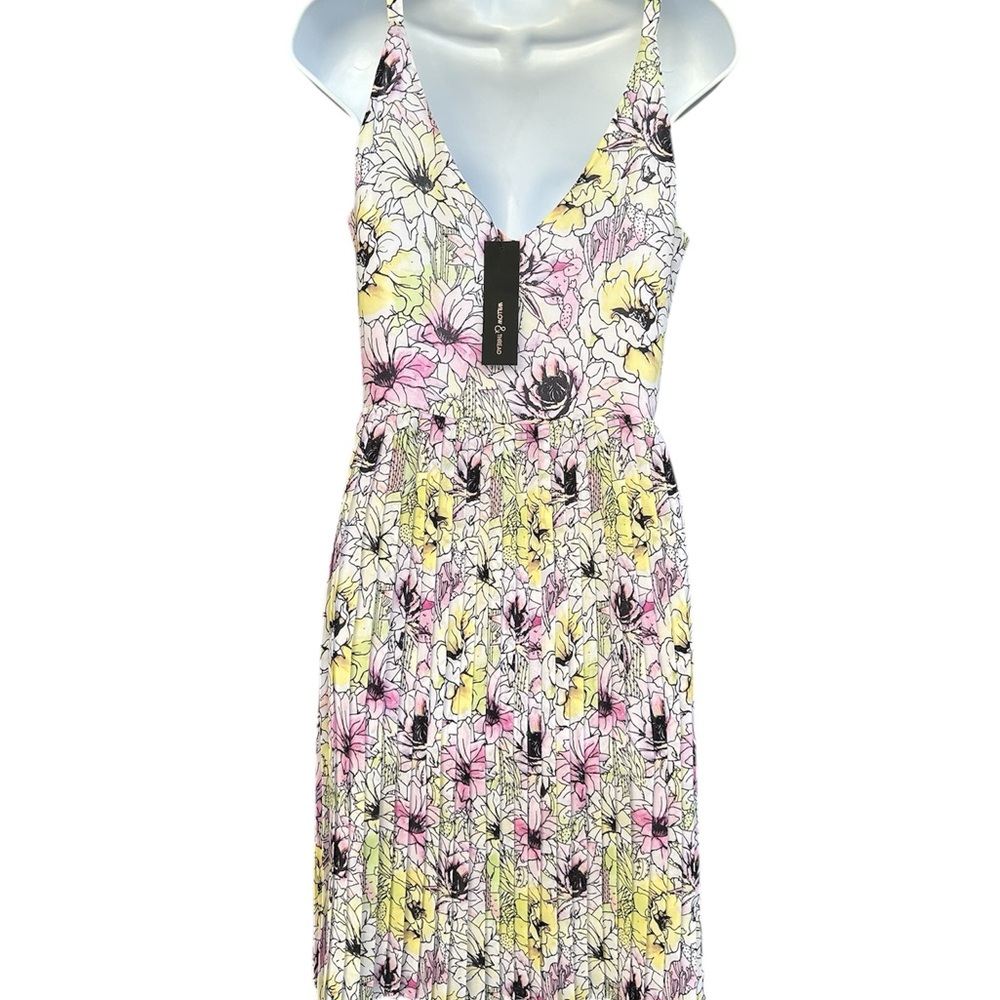 Willow & Thread Dress - Picture 2 of 5